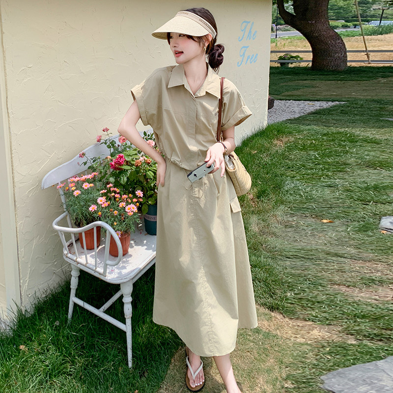 卡其色休闲设计感两件套连衣裙女夏季新款韩系松弛感通勤A字裙图片
