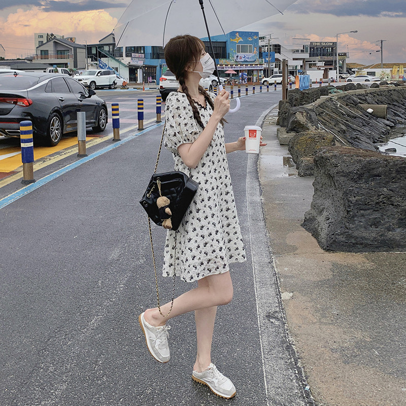 韩系少女风碎花连衣裙女2025夏季新款泡泡袖高腰显瘦小个子a字裙,女装连衣裙,2C196