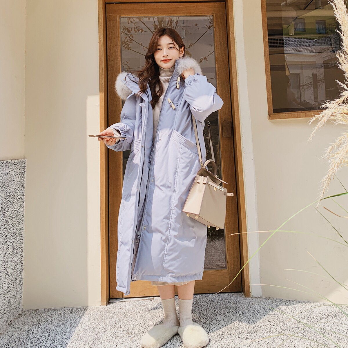【主推现货】主推奶fufu大毛领牛角扣羽绒服C137-6638-P295-K458图片