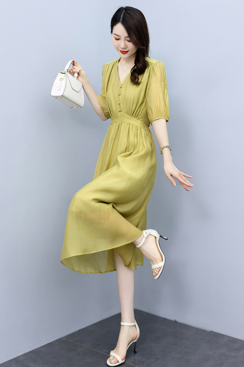 高级感天丝连衣裙女2024夏季新款收腰显瘦法式泡泡袖洋气减龄裙子,女装连衣裙,奕可儿