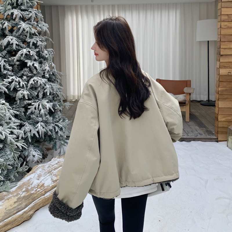 卡其绿工装派克服女秋冬2025新款皮毛一体加厚加绒爆款巨好看棉服,女装短外套,2D013