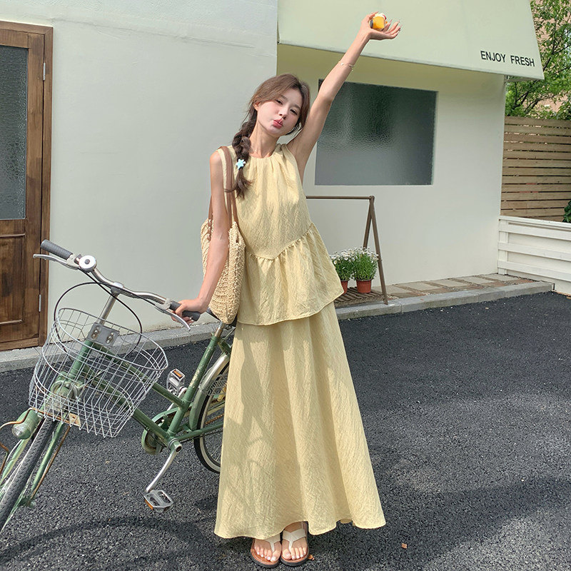 法式减龄盐系背心上衣套装女2025夏季新款显瘦高腰半身长裙两件套,女装套装/套裙,2C159