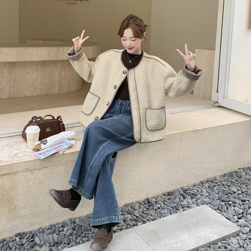 小香风格子拼接皮毛一体羊羔毛外套女秋冬2025新款时髦淡人系棉服,女装短外套,2C013