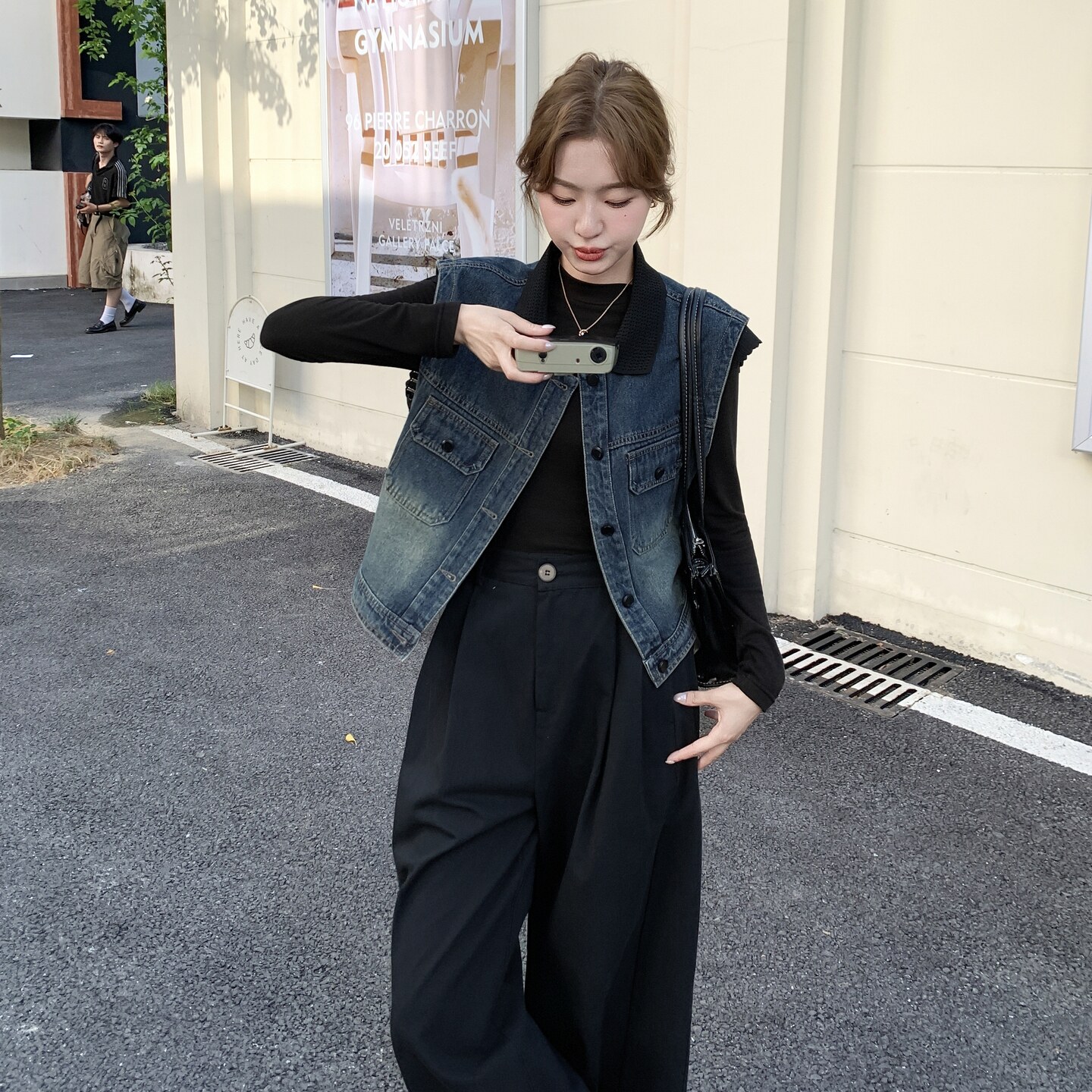 又酷又飒翻领牛仔马甲女2025秋季新款港风休闲小个子百搭夹克外套,女装马甲,2C218