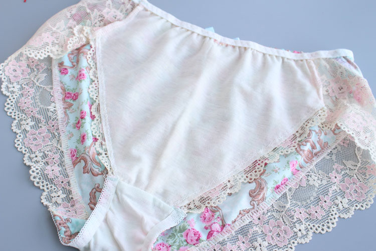 Slip jeunesse sexy en autre - Ref 648563 Image 21