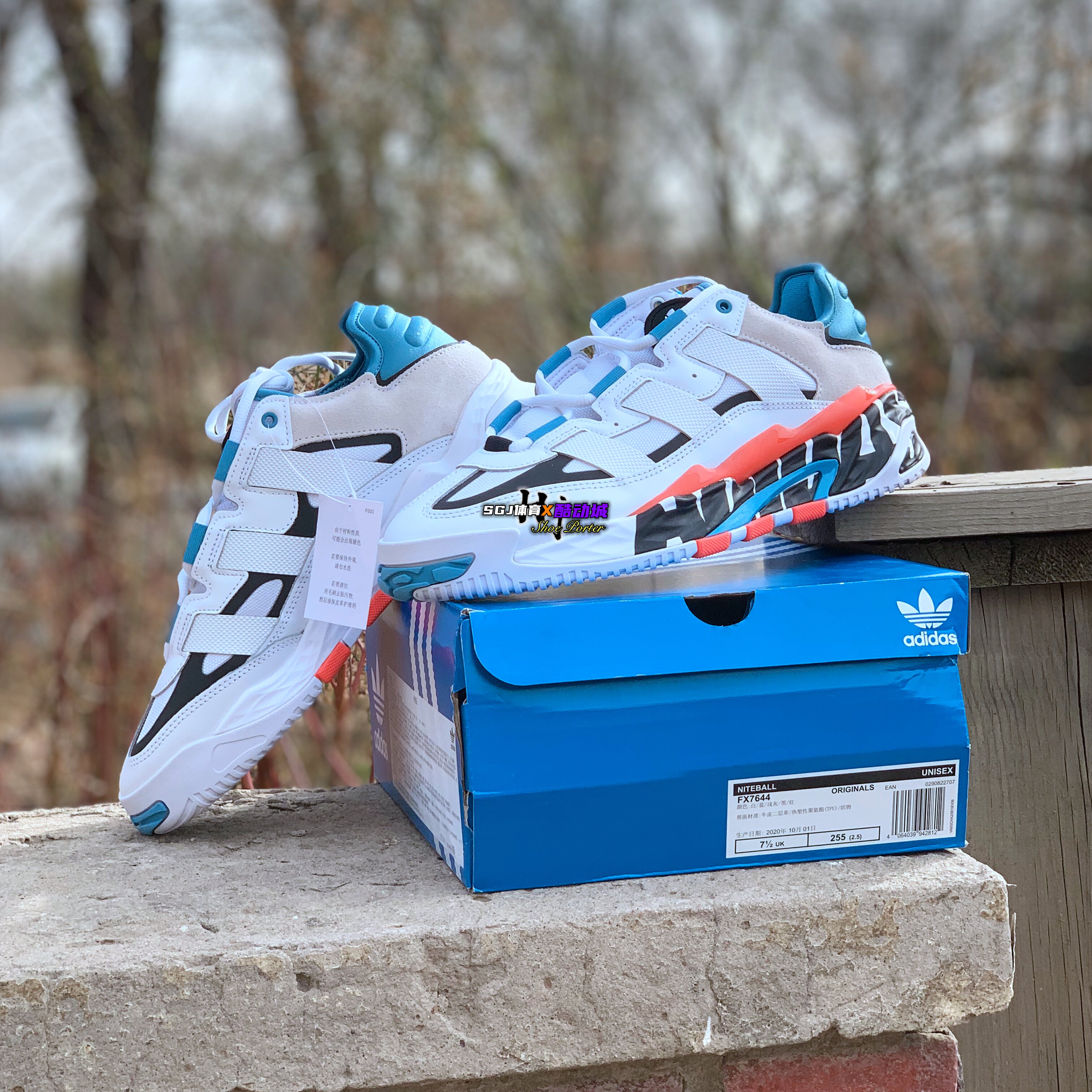有藍OS體育-阿迪達斯Adidas三葉草 
