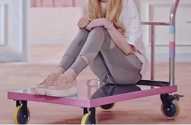 PUMA 彪马 hanna giày đế dày đế 泫 雅 bột anh đào tăng giày thông thường 367259 - Dép / giày thường giày thể thao nữ adidas