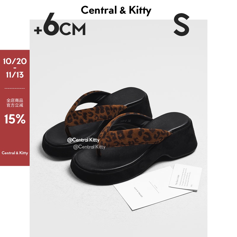 【Xing Enqi】Leopard Print Thick-Soled Flip-Flops for Women 2026 New Summer Outdoor Height-Increasing Wedge Heel Thong Sandals 【Xing Enqi】Leopard Print Thick-Soled Flip-Flops for Women 2026 New Summer Outdoor Height-Increasing Wedge Heel Thong Sandals