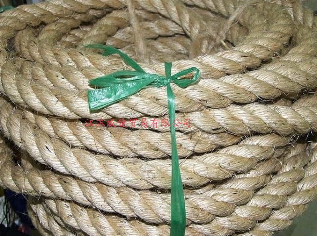 The school uses a hemp-drawn river rope sturdy and durable rope 30 m