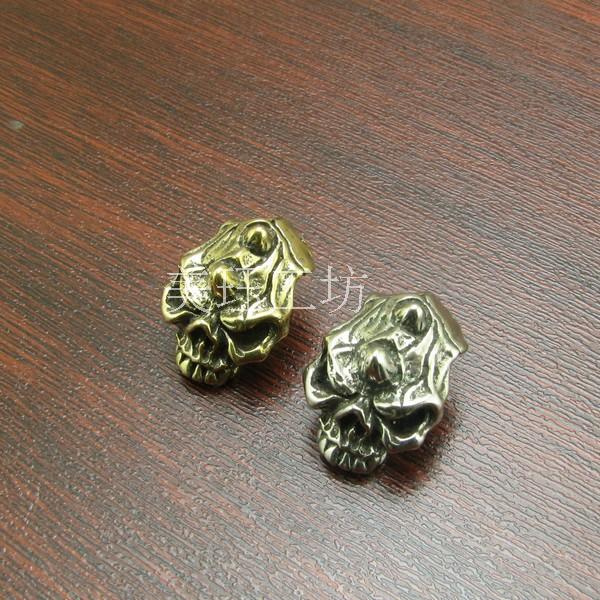 Copper Alien Skulls Skull Head Chaebou Buttoned decorated with handmade leather purse Purse Accessories 4880