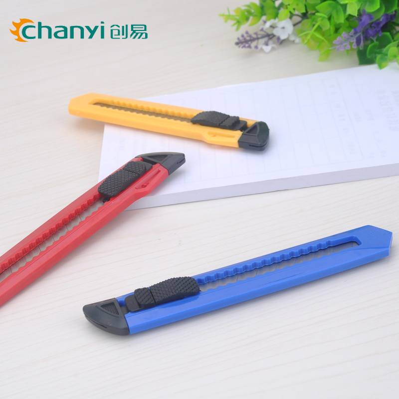 Chuangyi CY2024 large utility knife paper cutter knife holder with lanyard hole wallpaper knife Paper cutter tool knife