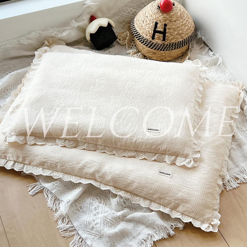 Summer Thin Style ins Handmade Pleated Lace Pure Cotton Pet Mat, Removable and Washable, French Retro Lace Cat and Dog Bed Mat