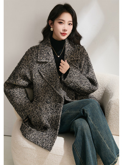 Simple and comic rational style sheep wool herringbone retro tweed short coat loose silhouette coat for women winter