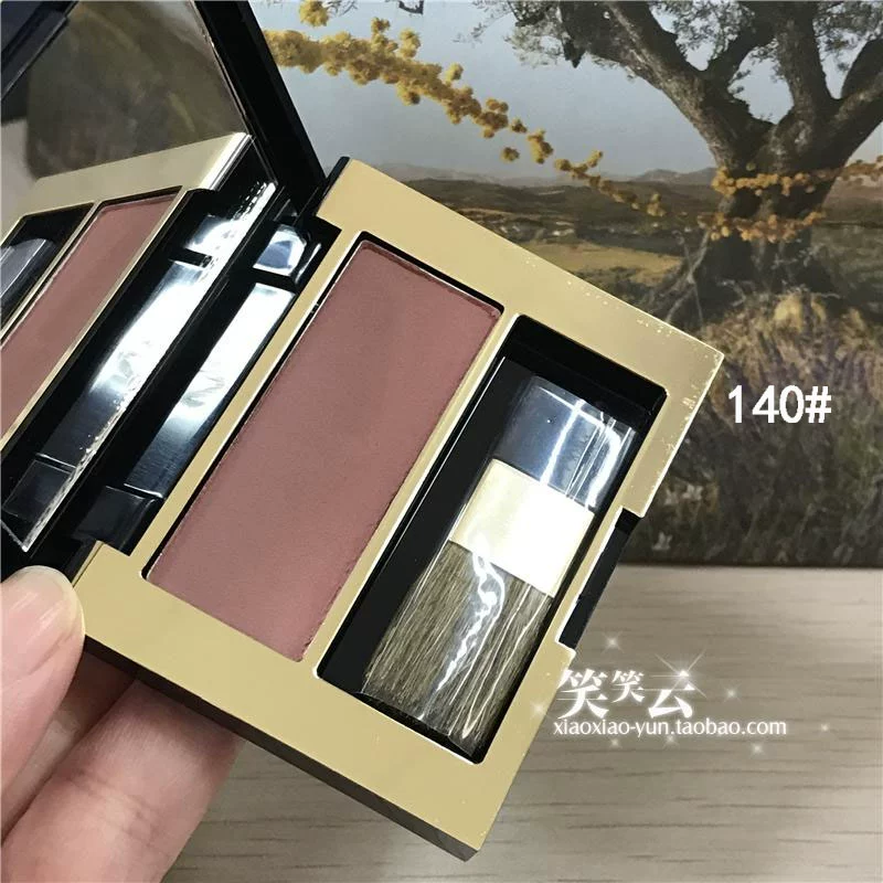 Hoa Estee Lauder phấn hồng ngưỡng mộ 310 # 140 màu với mẫu cọ gương má hồng 3ce rose beige