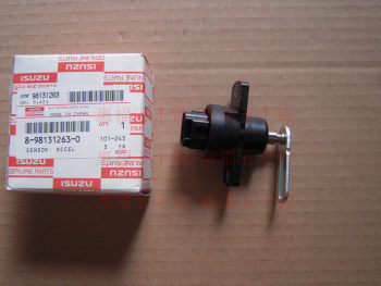 Isuzu Qingling 700P 4Hk1 6Hk1 Nmr85 4Jj1 Fvr Throttle Sensor 8981312630