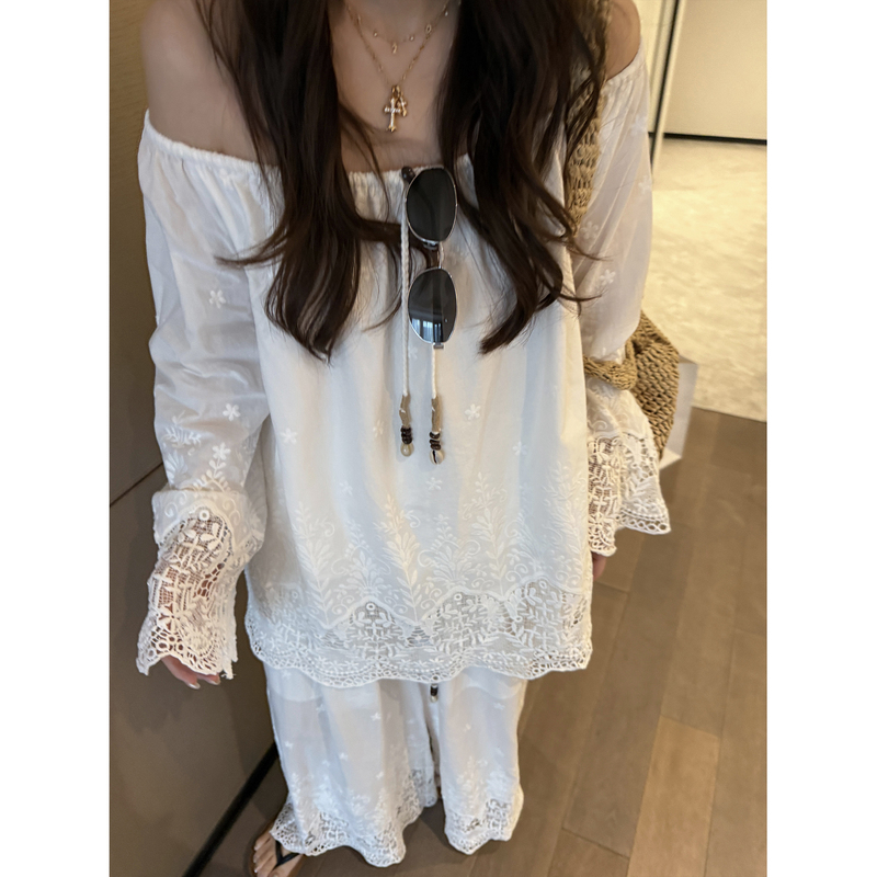 Ohlababy French Resort Style One-Shoulder Lace Embroidered Crochet Shirt for Women, Loose and Lazy White Top
