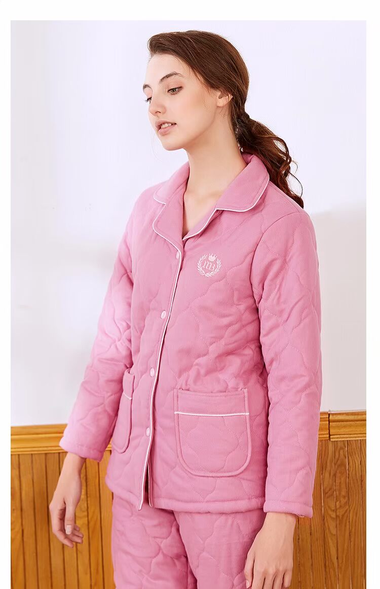 Tiêu chuẩn Mỹ mùa thu và mùa đông phụ nữ dày ba lớp đồ ngủ quilted bộ đồ hai mảnh có thể được mặc bên ngoài bông ấm dịch vụ nhà đồ ngủ nữ