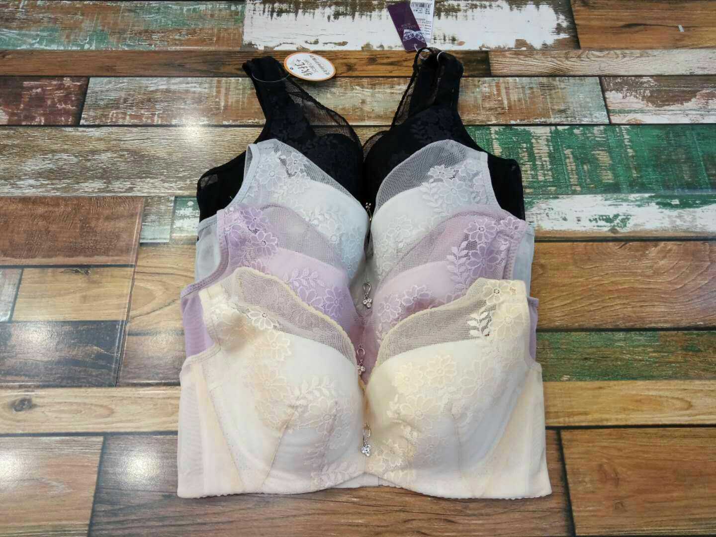 Balleti lingerie 945 lace side thin section C cup full cups vest type soft steel ring breathable adjustment type underwear