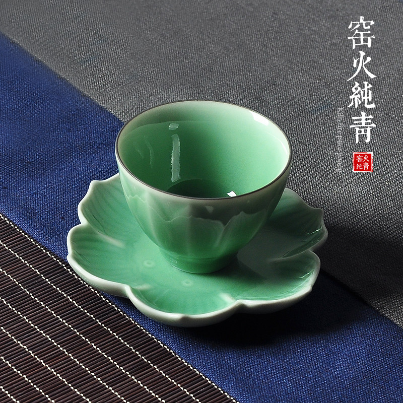 青瓷手工蓮瓣茶杯浮雕主人杯家用男女士個人杯陶瓷品茗杯花瓣杯墊-淘寶