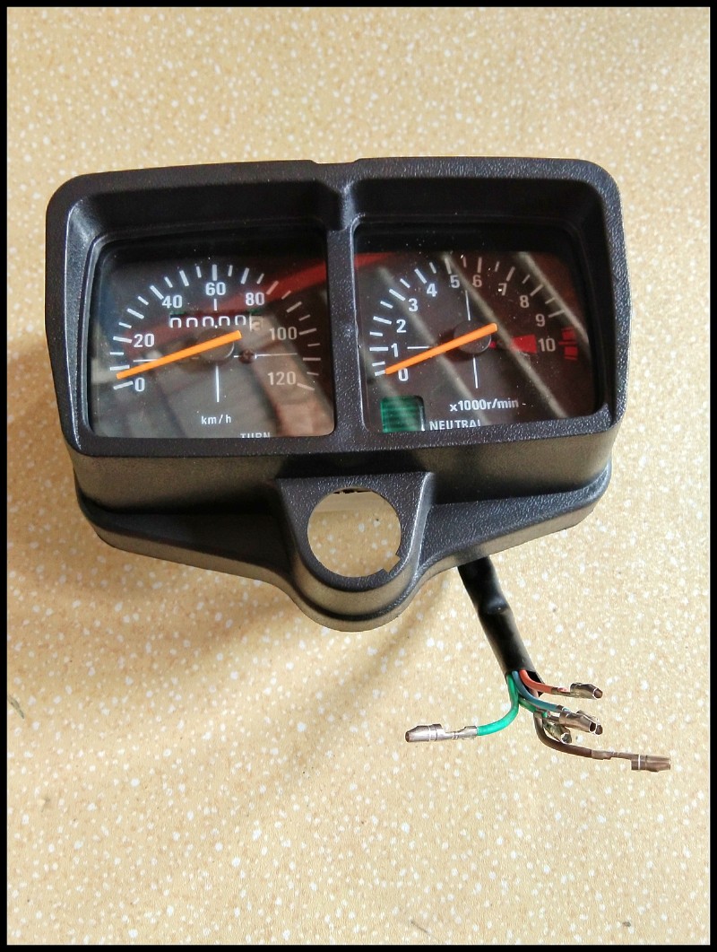 Suitable for Honda Silver Cat Flower Cat CG125A Locomotive Meter meter Meter Speedometer Matching