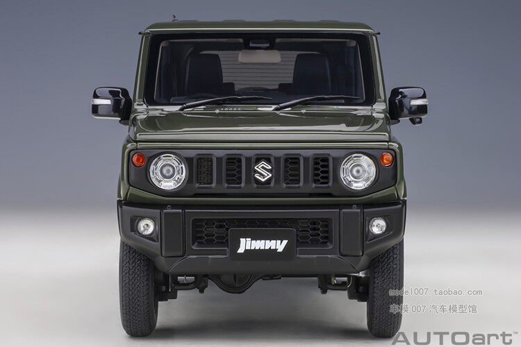 Модель машины 奥拓汽车模型吉姆尼1:18