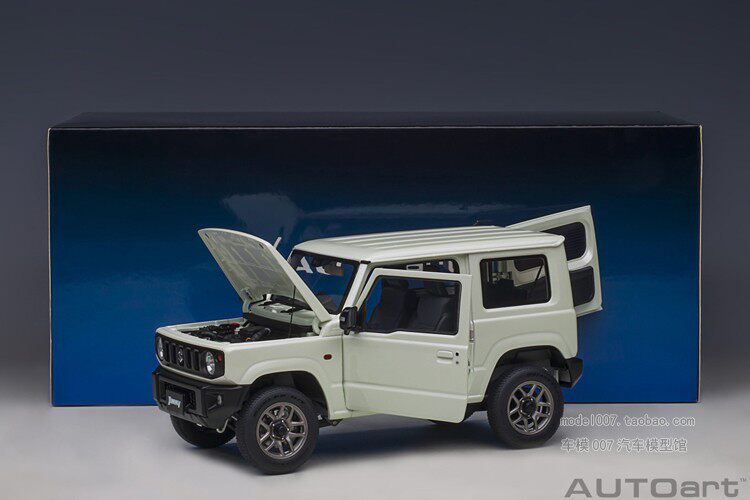 Модель машины 奥拓汽车模型吉姆尼1:18