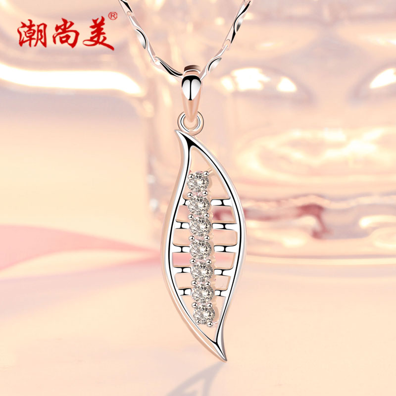 Fashion beauty silver necklace women's clavicle chain sterling silver pendant temperament silver refined women's clavicle chain accessories free lettering
