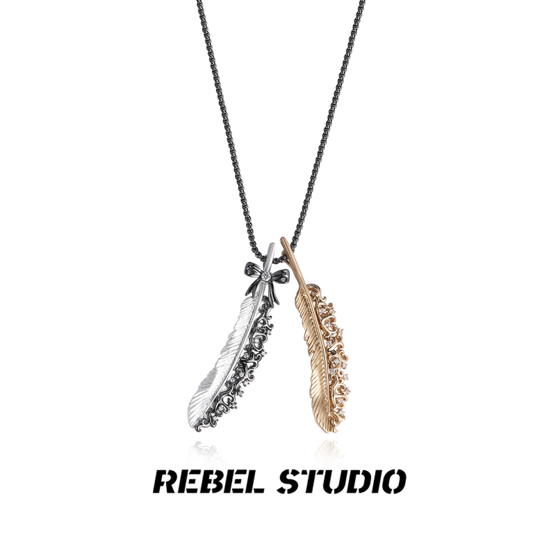 [Celebrity Style] Dark Feather Rose Two-Tone Feather Necklace for Women, Original Design Long Sweater Chain Accessory for Couples