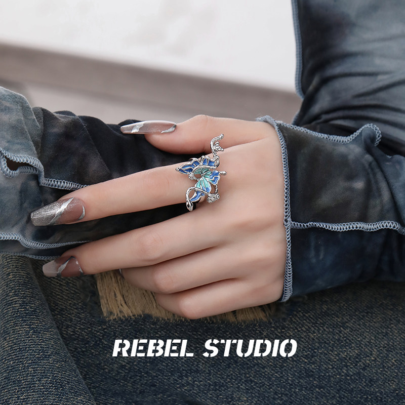 Кольцо Jewelry Chronicles змея с бабочкой