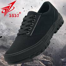 3537 new anti-slip liberation shoes for men low-top black wear-resistant and breathable construction site labor insurance rubber shoes training shoes spring