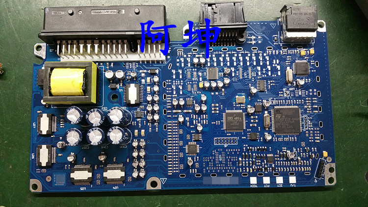Suitable for brand new Audi Q7 A6L 4F0 035223 4F0 E P G D A PhD BOS sound power amplifier board