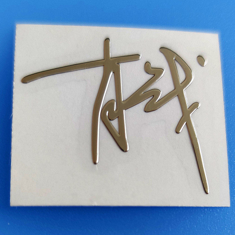 Q2 Сяо Чжан имеет деньги серебро