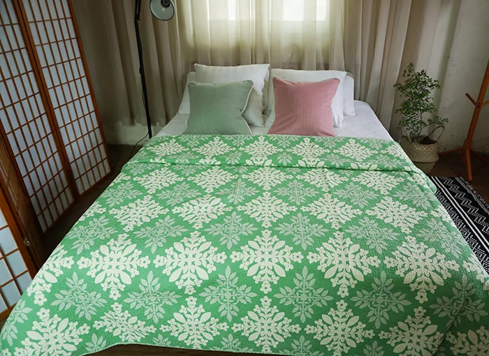 Cao chất lượng bông quilting khâu chặt nhiều dày đặc của điều QUILT hoa trẻ không khí đa chức năng bao gồm khăn trải giường chăn - Trải giường thảm chân giường
