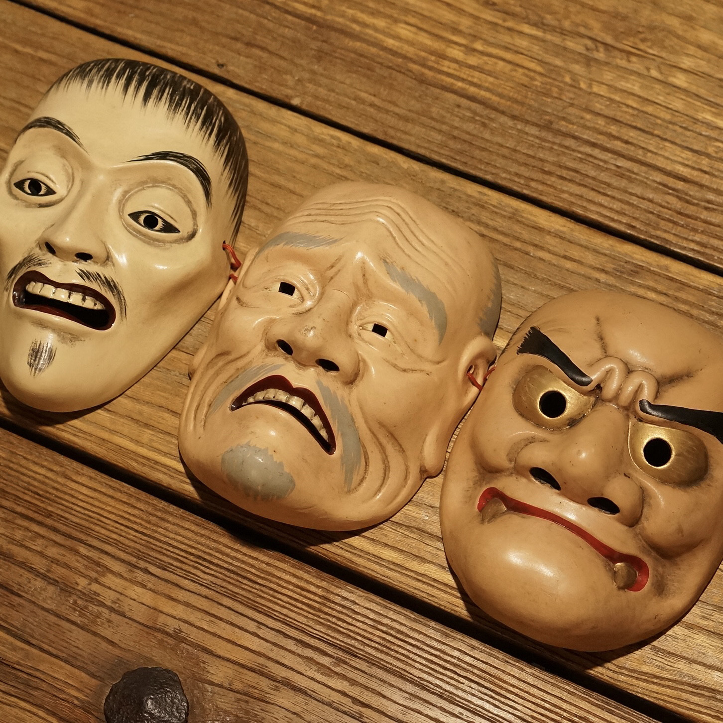 吉川花意 能面「般若」共箱 能面師 面袋付 彩色 木彫 面 検