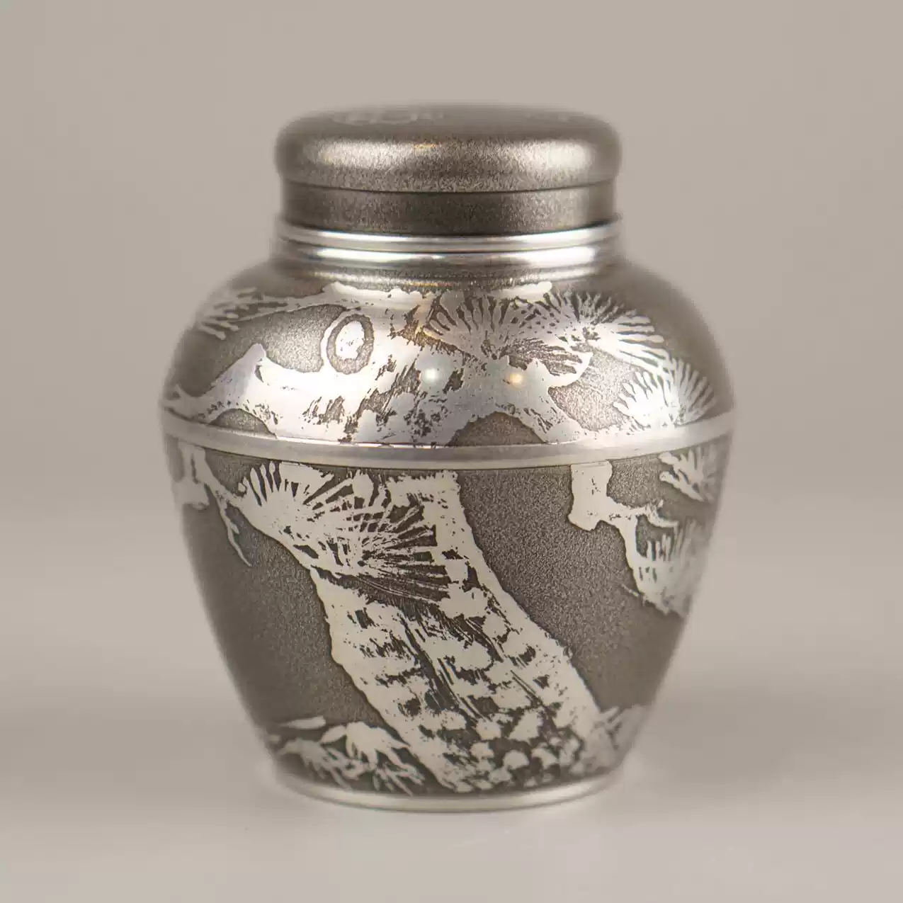 棗 錫製 乾茂號造 茶壺 茶道具 乾茂號造 日本古美術梅花型古錫茶托乾茂