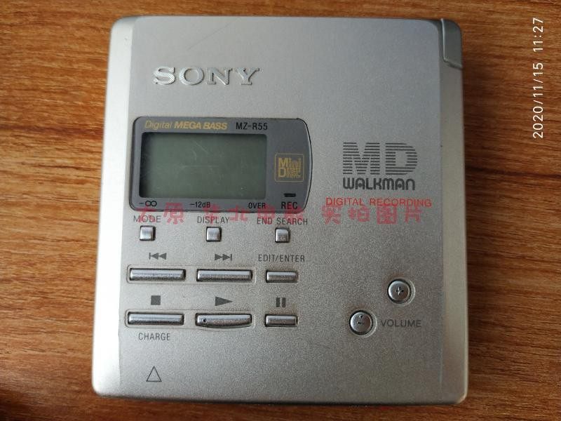 SONY MZ-R55 MD with listening to classic flagship Digital Mega BASS playing sound quality