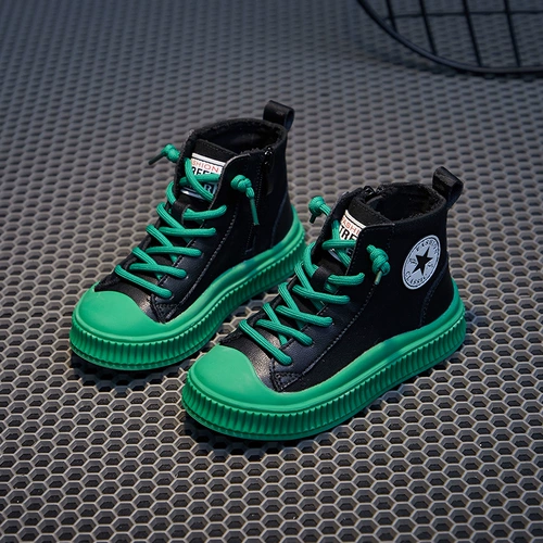 Демисезонная обувь для мальчиков, высокие детские спортивные альпинистские кроссовки, флисовые туфли, коллекция 2023, из натуральной кожи