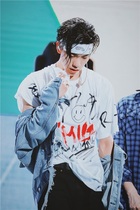 Idol Trainee Prince Chame T-shirt Leisure Graffiti Short-Sleeved Compassion South Korea on behalf of men's clothing