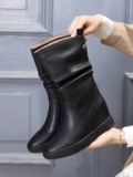 Martens, демисезонные утепленные короткие сапоги на скрытом каблуке, увеличивают рост, из натуральной кожи, средней длины