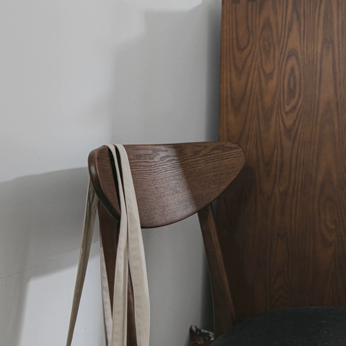 Винтажный средний -обгролудочный кафе Nordic Cafe