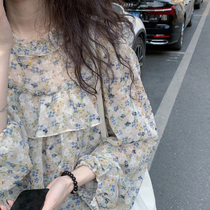 Small frescoed sunscreen Snow-jersey woman Summer loose thin section of lotus leaf edge crushed floral shirt design senses Dont get clothes on