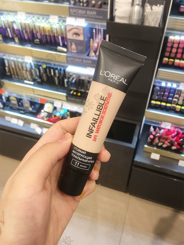 [Spot] Kem nền dạng lỏng kiểm soát dầu mờ 24 giờ của LOreal - Nền tảng chất lỏng / Stick Foundation