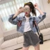 Mùa thu 2018 mới công nghiệp nặng túi sequin lỗ áo sơ mi retro mặc hoang dã denim bị hỏng áo ngắn nữ ao khoac nu Áo khoác ngắn