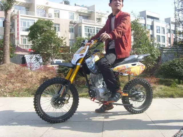 150cc mới Apollo Chuan cưỡi hai vòng của núi off-road xe máy ATV nhỏ cao đua 125CC