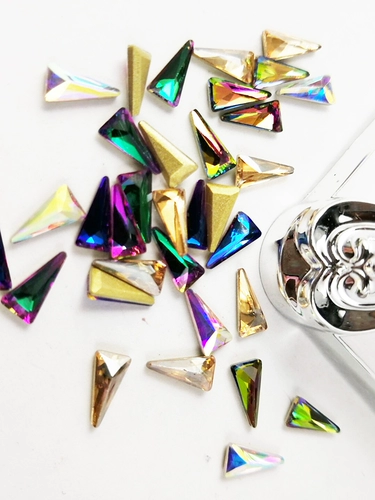 Бриллиантовая буровая дельта сверлил бриллиант бриллиант бриллиант алмаз Фотография Фотографии Терапия Осеннее взрыв японский и корейский отдел