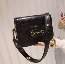 ITSK bag women's 2021 new tide shoulder hand slung small bag fashion crocodile texture saddle bag