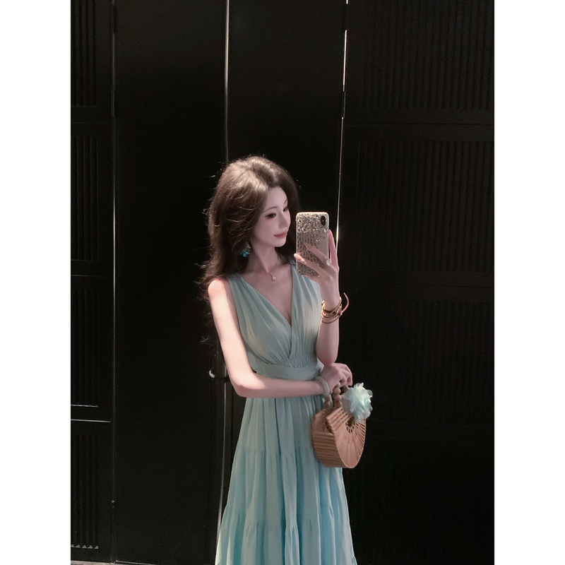 Sun Yaqiao【Coconut Grove Sea Breeze】Summer Age-Reducing A-Line Dress, Fresh Ice Blue V-Neck Flared Long Dress