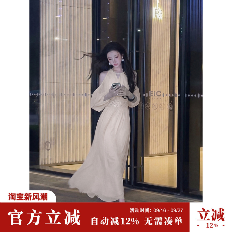 Sun Yaqiao【Morning Light and Evening Moon】Autumn New Long-Sleeved Sequin Embroidered Off-Shoulder White Moonlight Long Dress