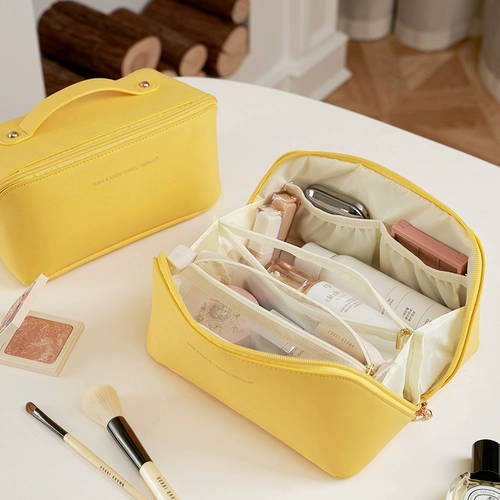 Косметичка, коллекция 2023