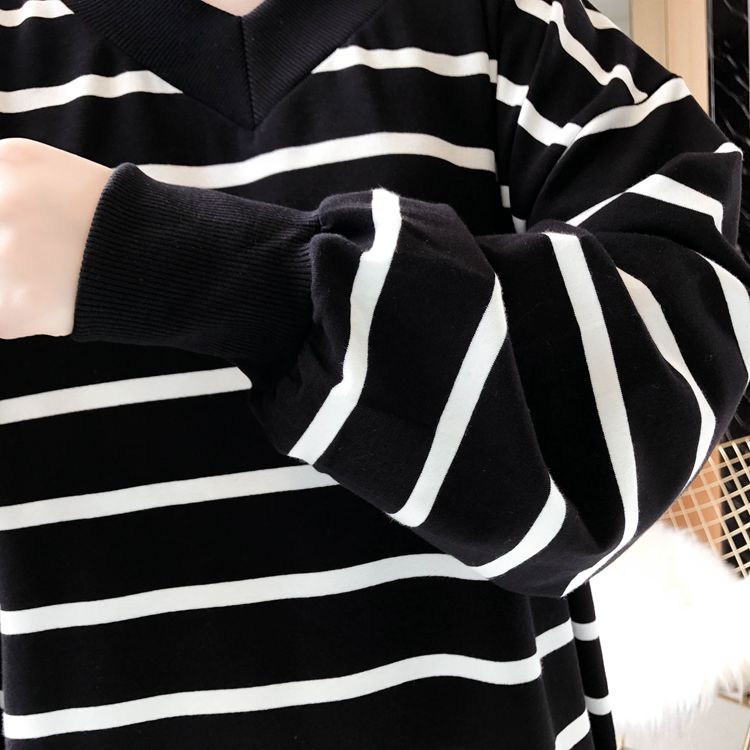 Váy ngủ nữ mùa thu tay dài sọc đen trắng lỏng lẻo có thể mặc váy dài đồ ngủ cotton phục vụ tại nhà áo len - Đêm đầm đầm ngủ 2 dây